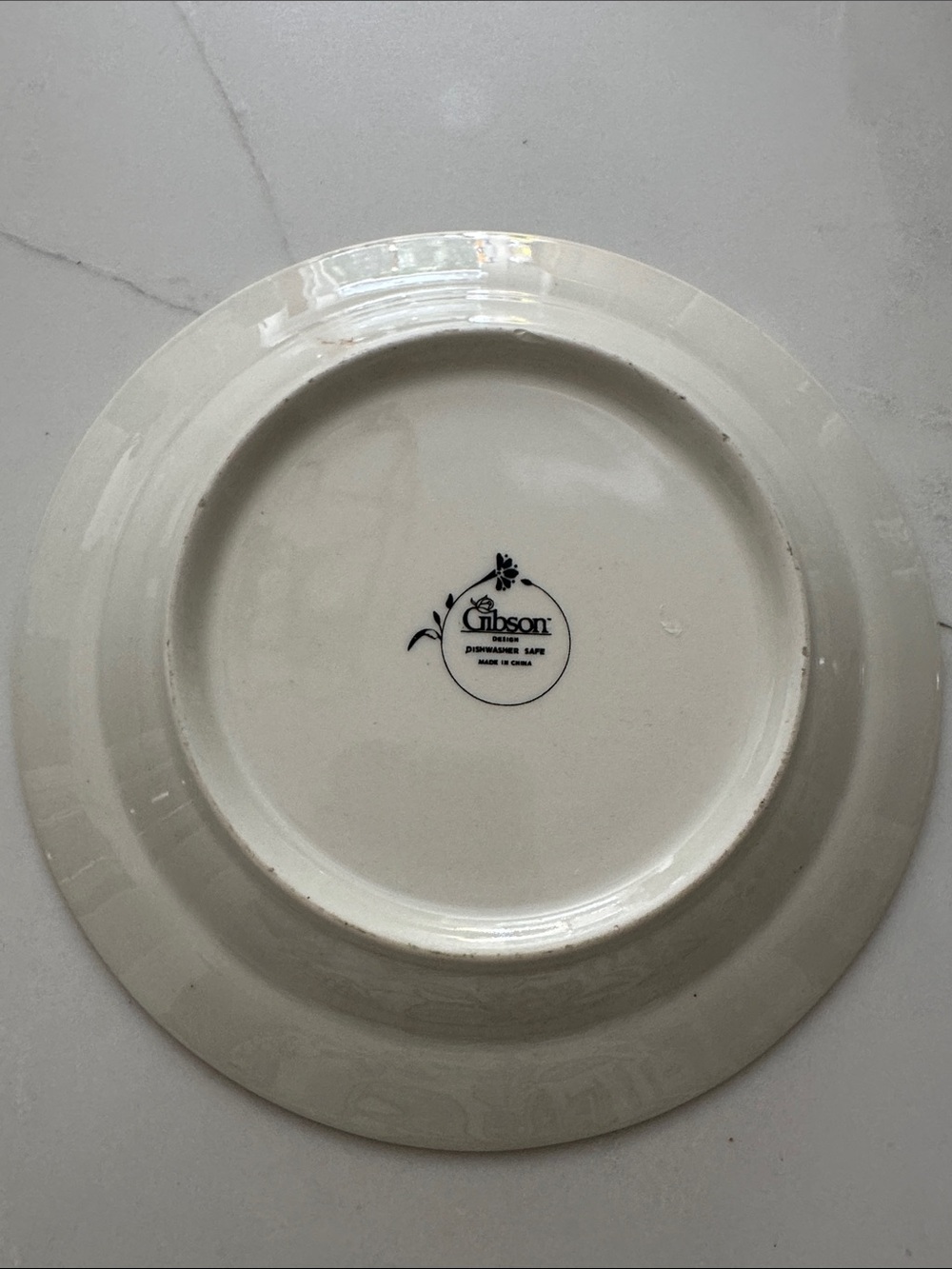 Vintage Gibson Strawberry Motif Ceramic Salad Plate Decorative Cottagecore - Picture 3 of 3